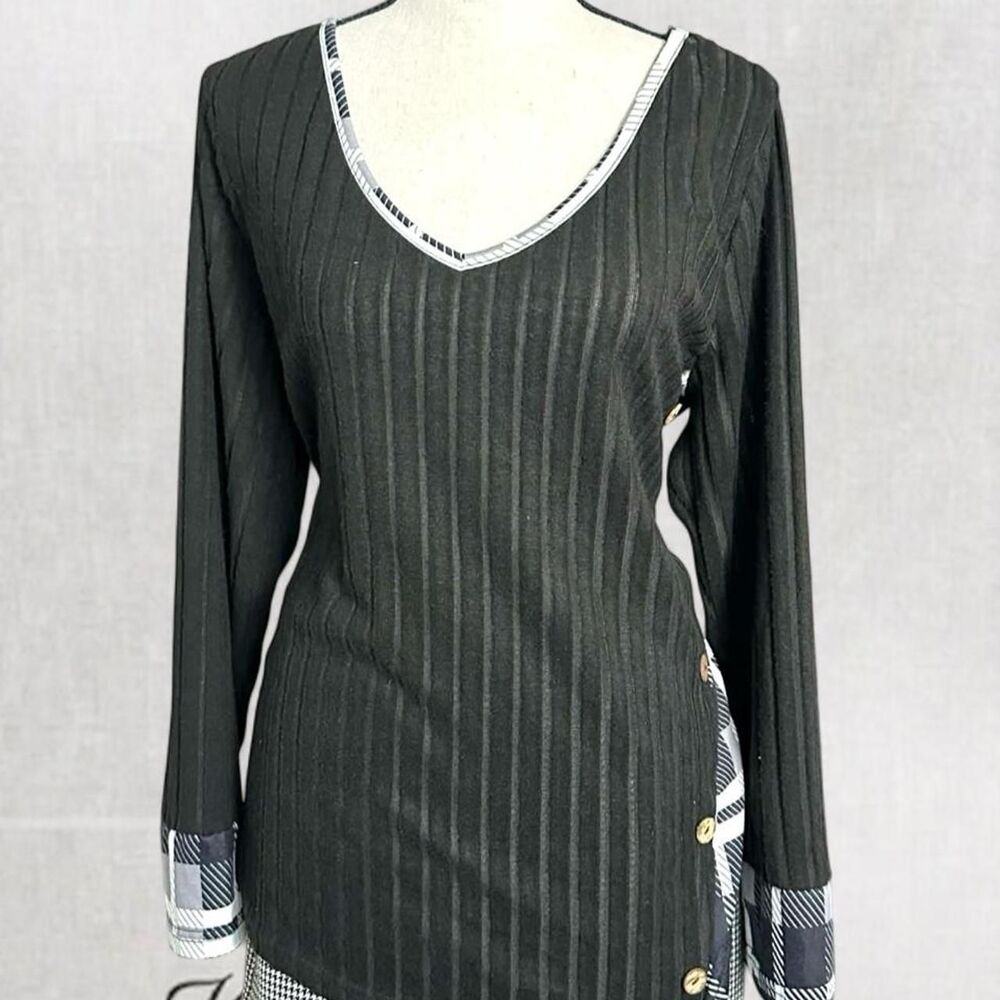 Goth Cozy Black Ribbed Top with Plaid Slit and Sleeves and Button Sides